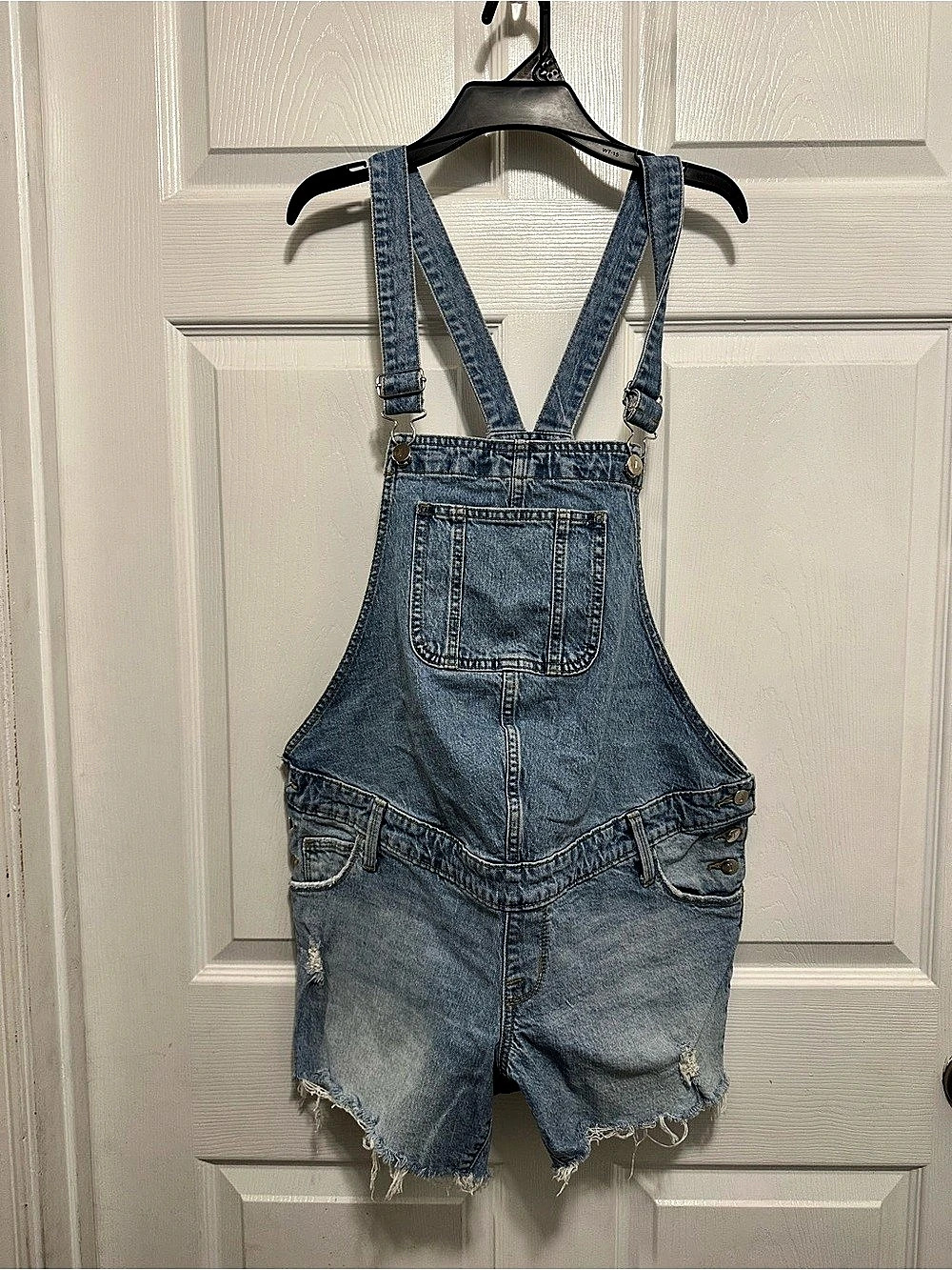 Isabel Maternity by Ingrid & Isabel Denim Shortalls Shorts Light Wash Size 4